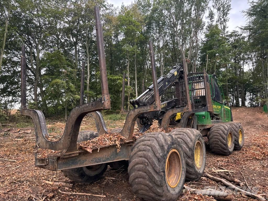 John Deere 1110 E Форвардери