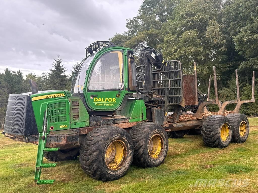 John Deere 1110 E Форвардери