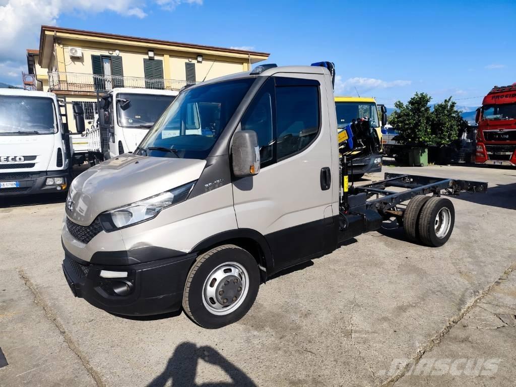 Iveco Daily 35-130 Автокрани