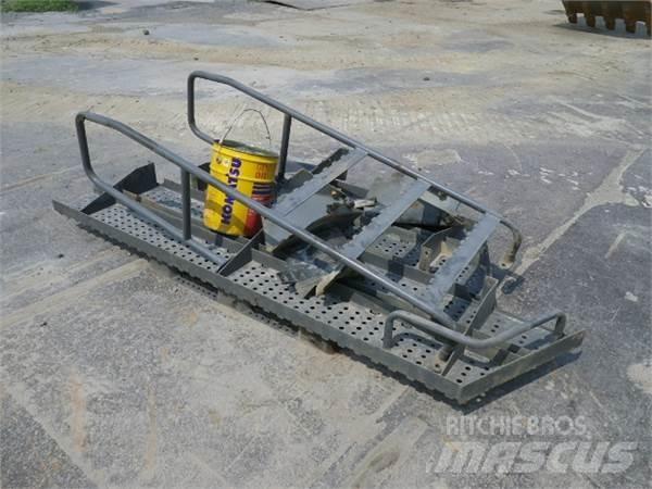 Hitachi ZX450-3 Гусеничні екскаватори
