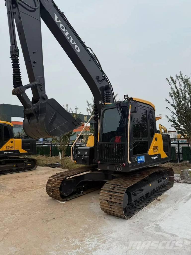 Volvo EC 140 Гусеничні екскаватори