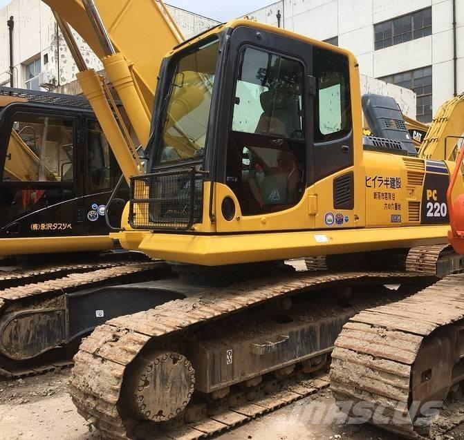 Komatsu PC 200-8 Гусеничні екскаватори