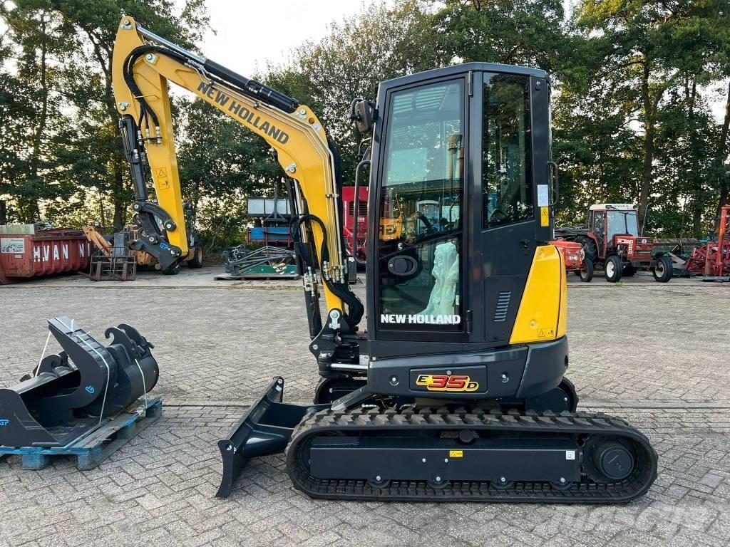 New Holland E 35 D Міні-екскаватори < 7т