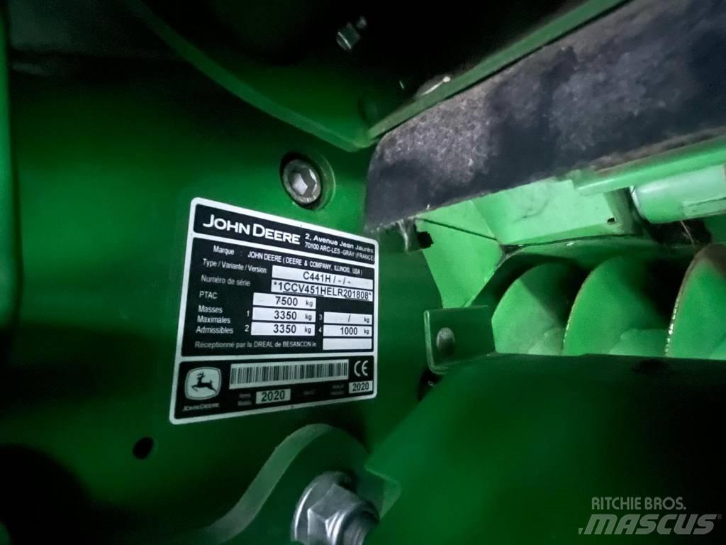 John Deere V451R Рулонні прес-підбирачі