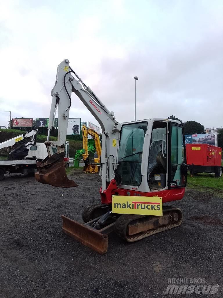 Takeuchi TB228 Міні-екскаватори < 7т