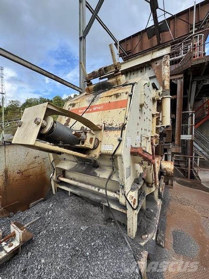 Metso NP 1415 Роздрібнювачі