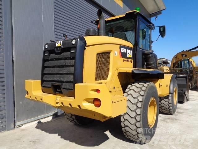 CAT 938M Фронтальні навантажувачі