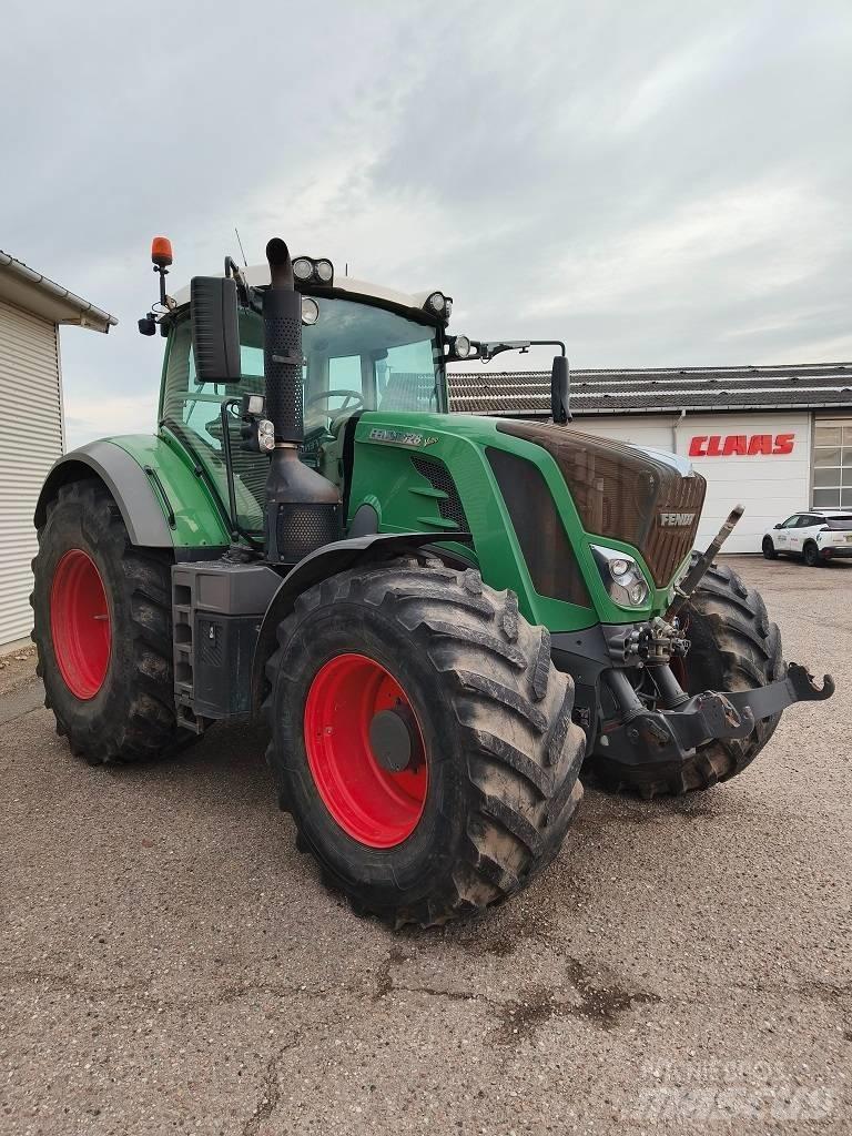 Fendt 828 Vario Трактори