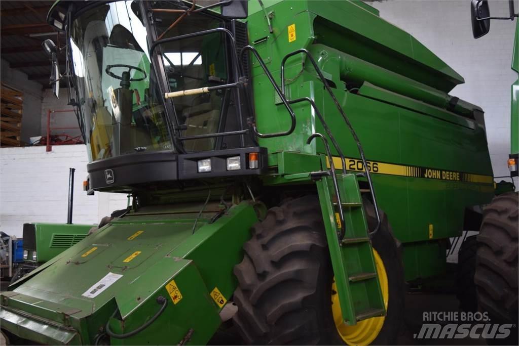 John Deere 2066 Зернозбиральні комбайни