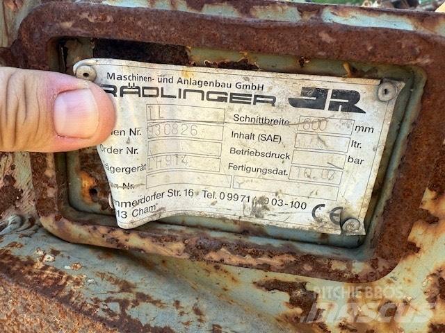 Liebherr R914 600 MM Траншейні екскаватори