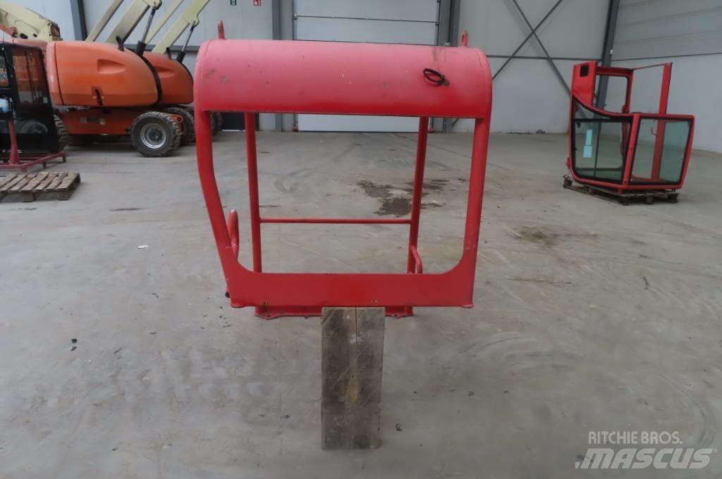 Volvo ECR 25 D Кабіна