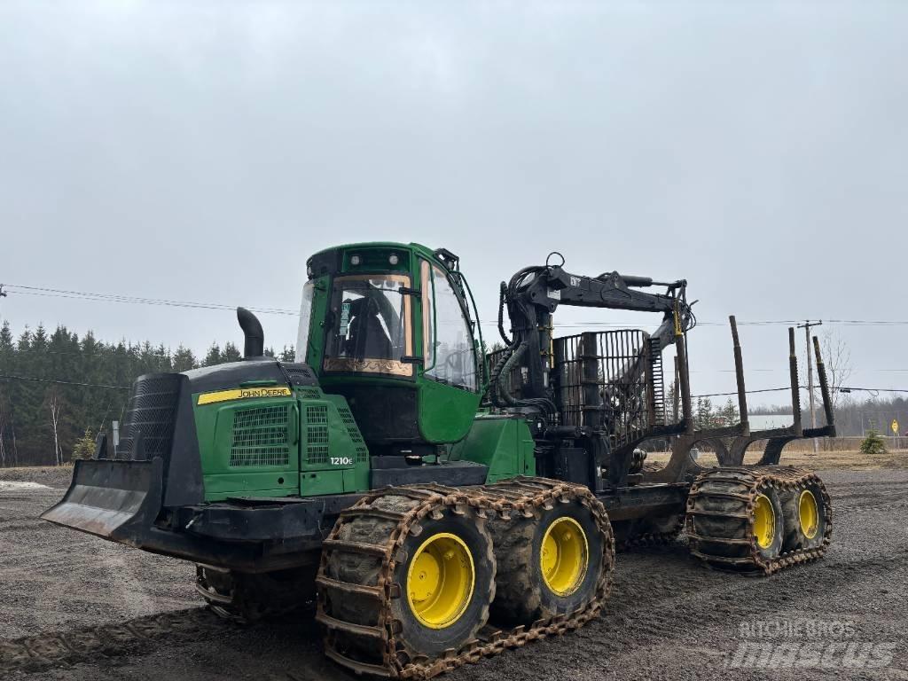 John Deere 1210 E Форвардери