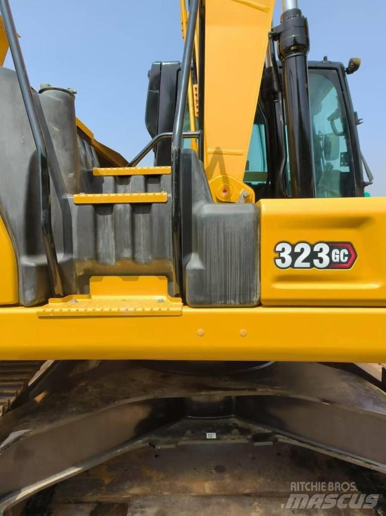 CAT 323 GC Гусеничні екскаватори