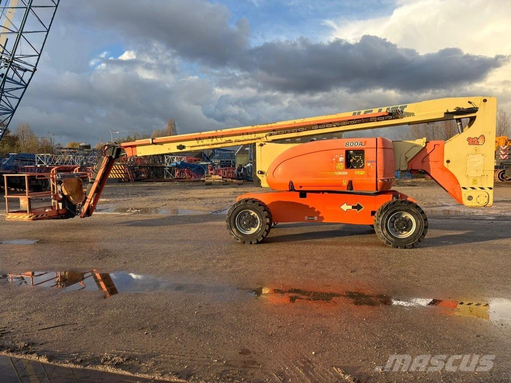 JLG 800 AJ Колінчаті підйомники
