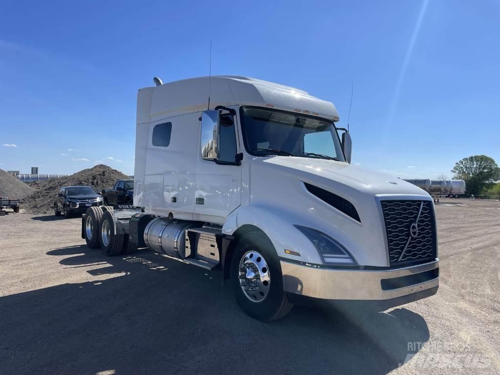 Volvo VNL 740 Тягачі