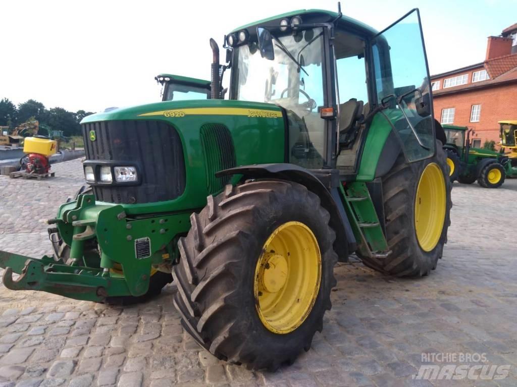 John Deere 6920 Трактори