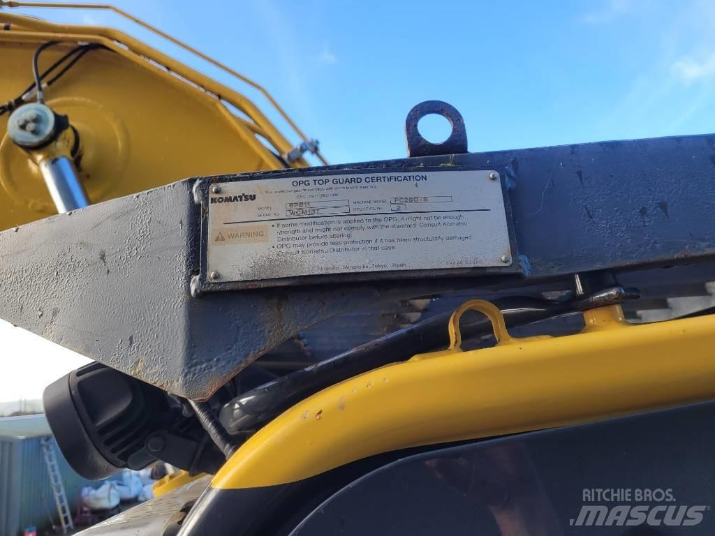 Komatsu PC 210 LC-11 Гусеничні екскаватори