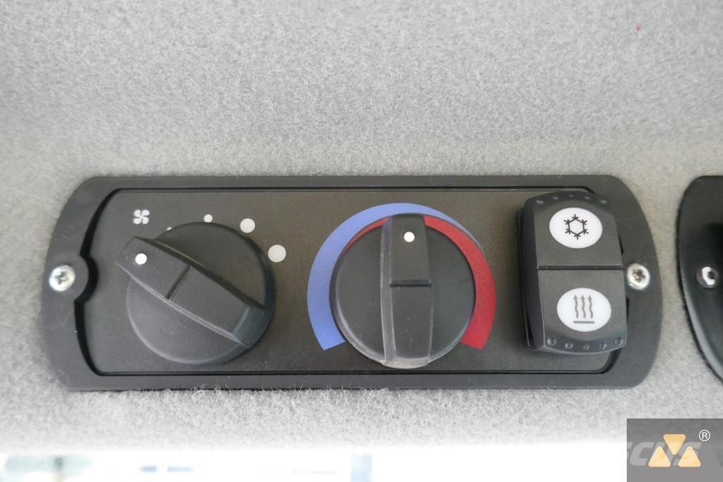 CAT CS66B Грунтові котки