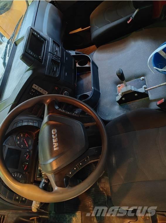 Iveco Hormigonera Бетононасоси