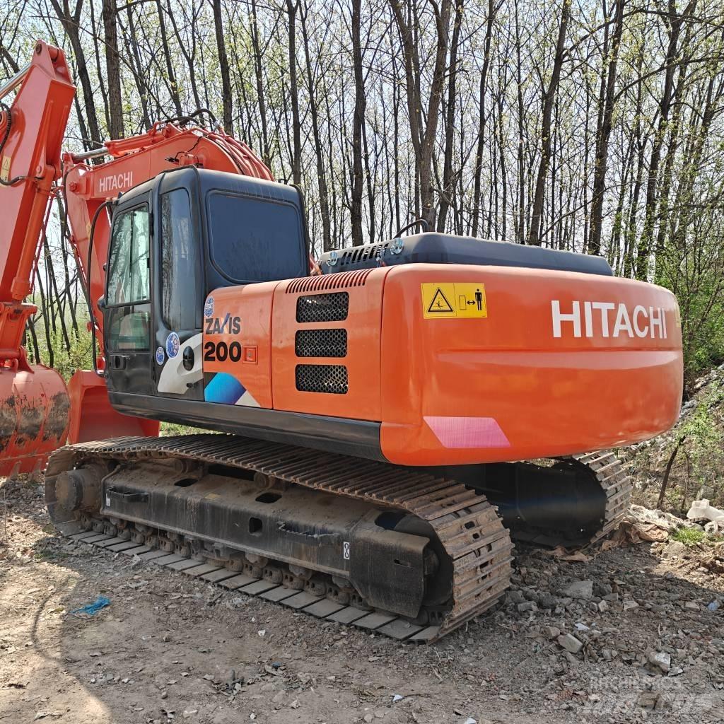 Hitachi 200-5G Гусеничні екскаватори