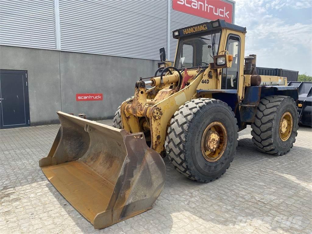 Hanomag 44D Фронтальні навантажувачі