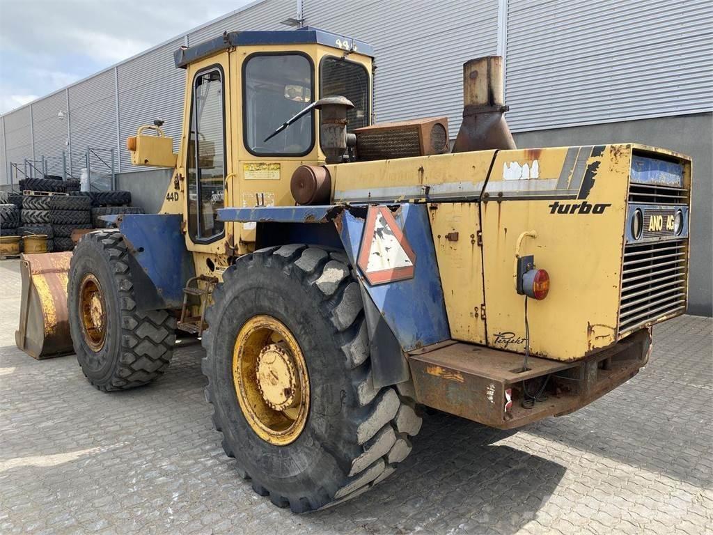 Hanomag 44D Фронтальні навантажувачі