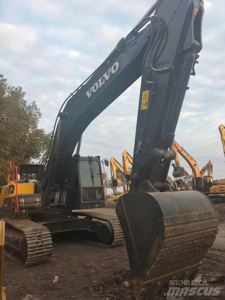 Volvo EC 290 B LC Гусеничні екскаватори