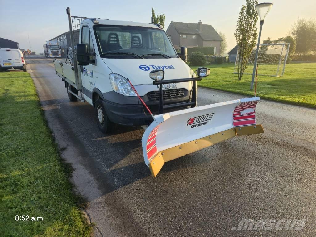 Iveco daily 35 s17 Пікапи / Бічне розвантаження