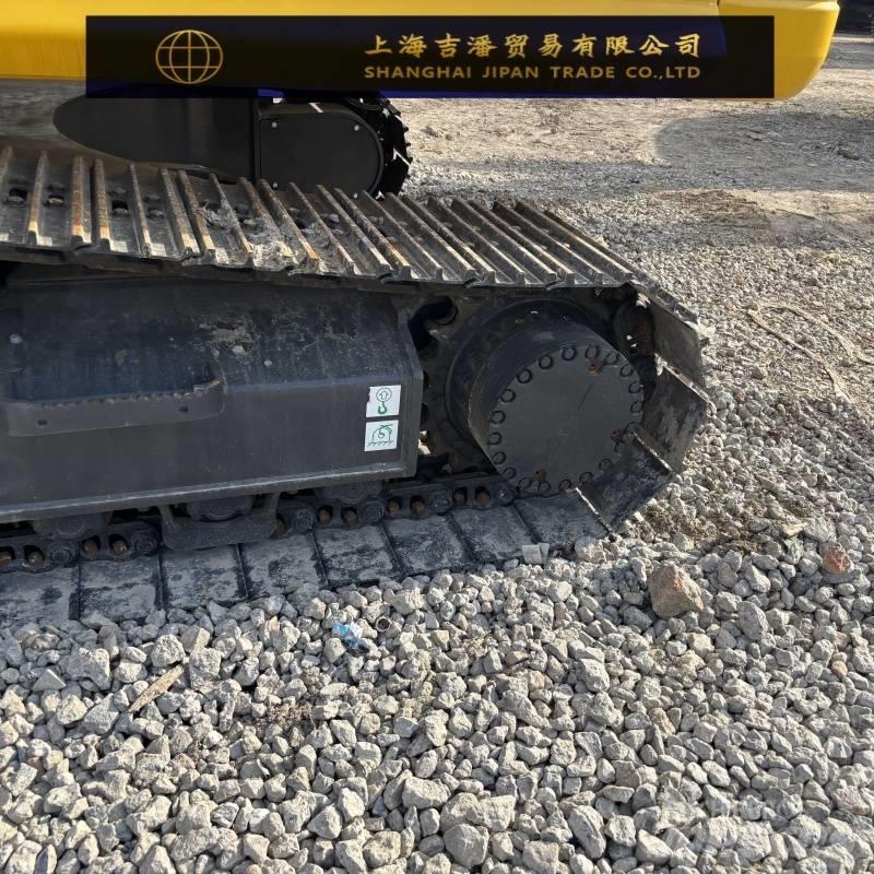 Komatsu PC 240 Гусеничні екскаватори