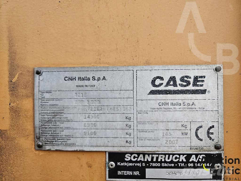 CASE 721 E Фронтальні навантажувачі