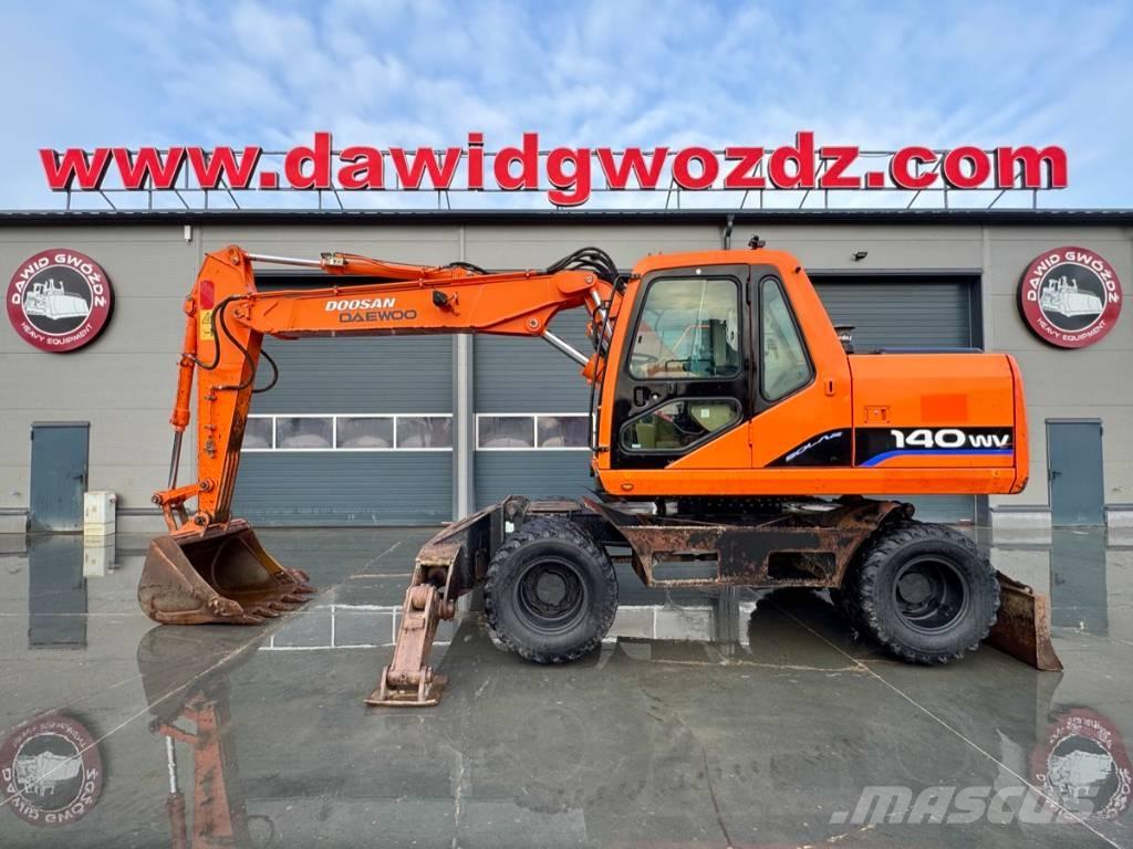 Doosan SOLAR 140W-V Колісні екскаватори