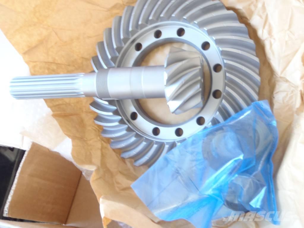 Carraro Hinterachse Екскаватори-навантажувачі