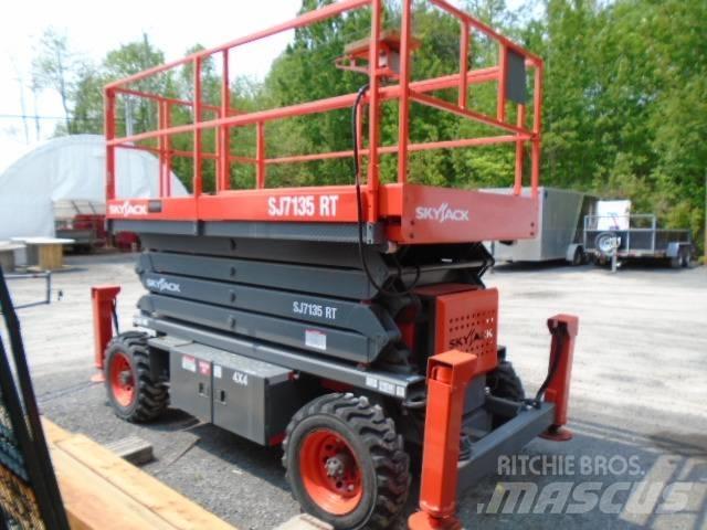 SkyJack SJ 7135 RT Підйомники-ножиці