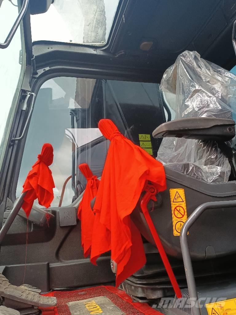 Volvo EC 290 Гусеничні екскаватори