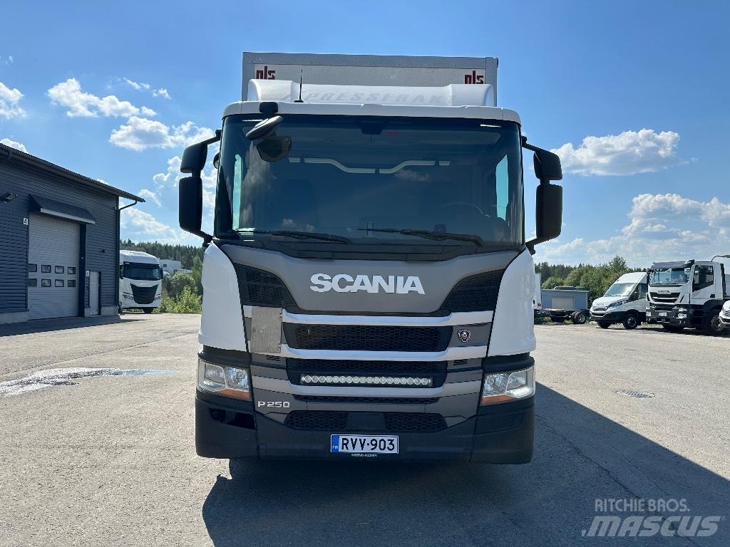 Scania P250 Фургони