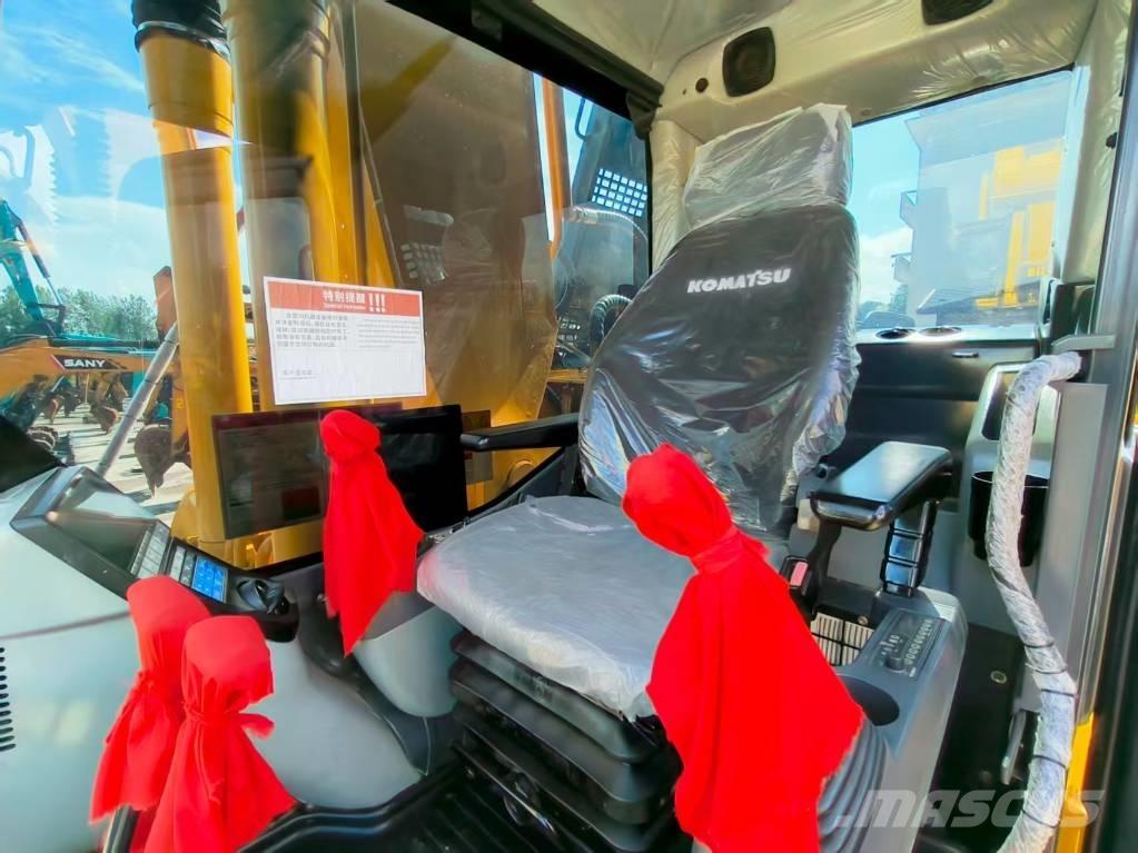 Komatsu PC 220-8 Гусеничні екскаватори