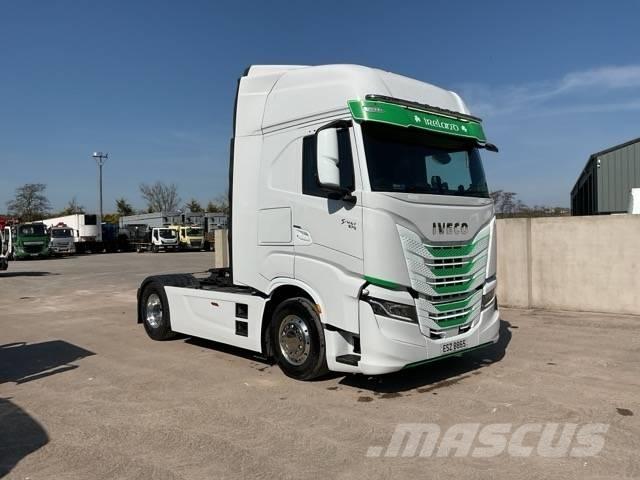 Iveco S-Way 570 Тягачі