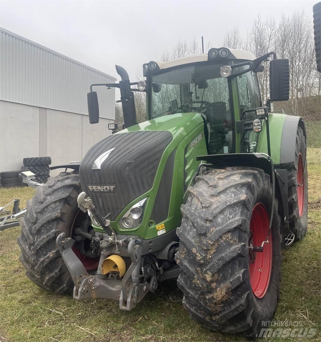 Fendt 933 Vario Трактори