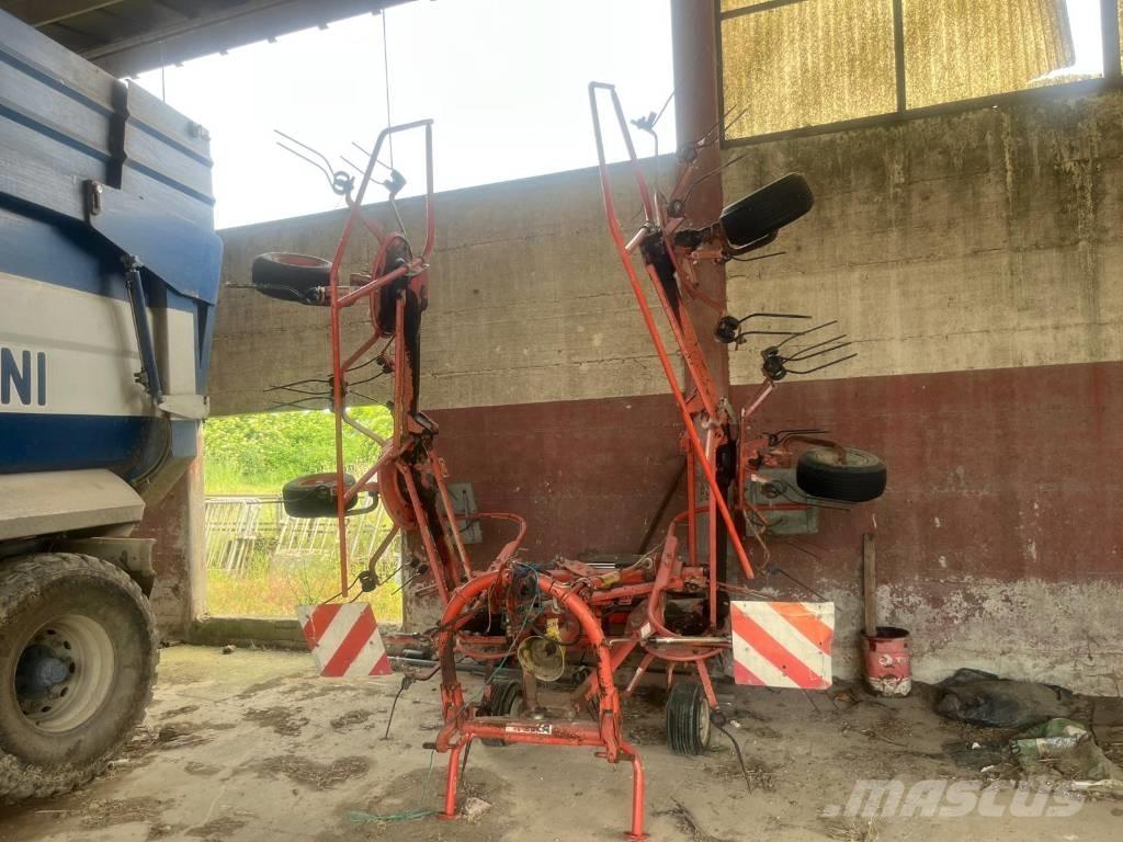 Lely TH 680 Граблі і сінозворушувачі