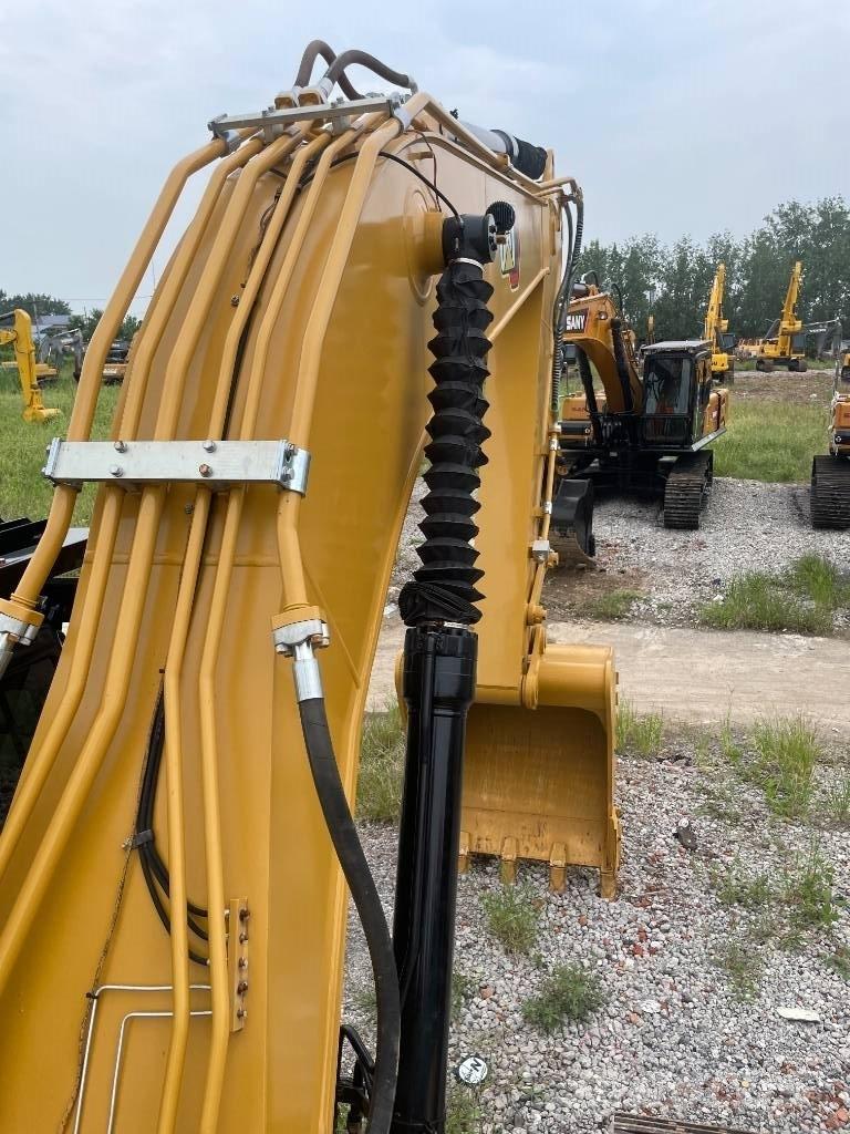 CAT 330GC Гусеничні екскаватори