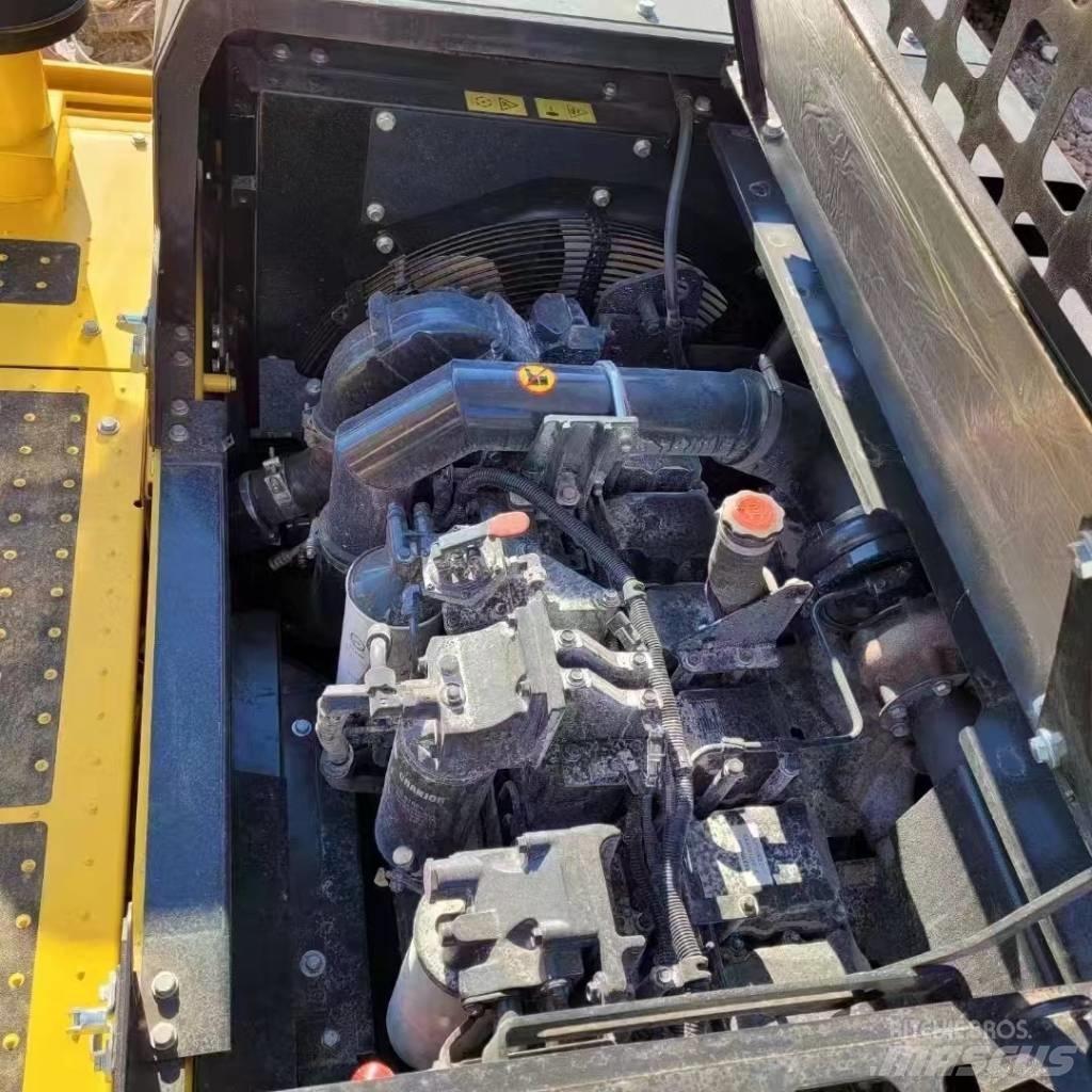 Komatsu PC 450 Гусеничні екскаватори