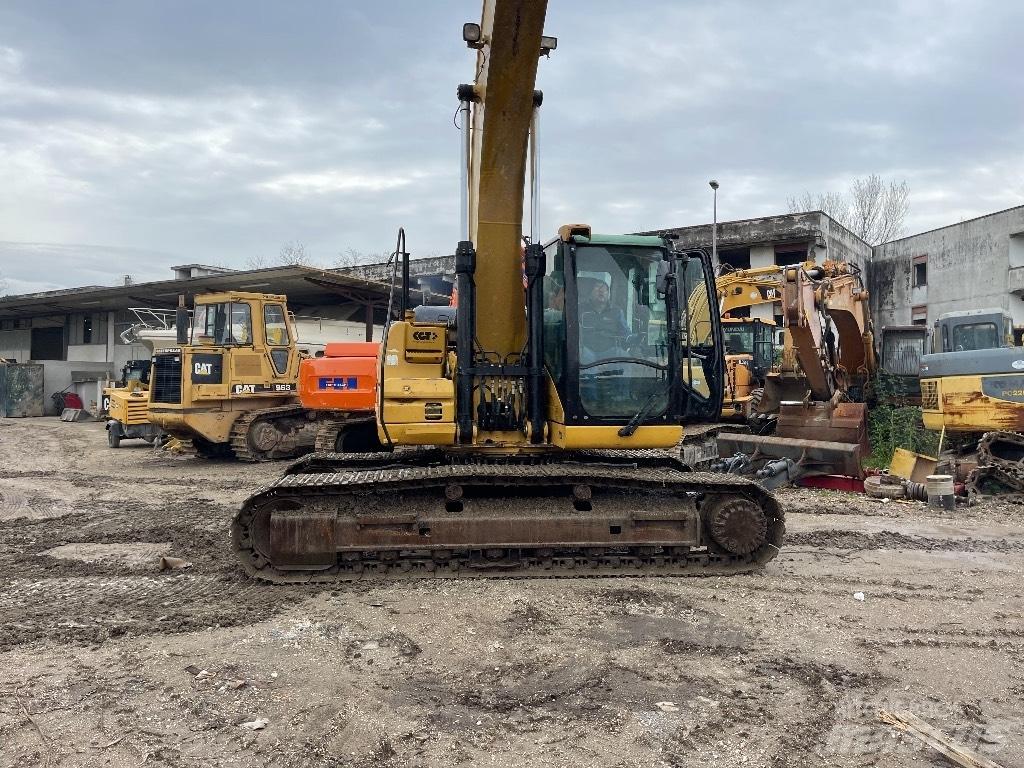 CAT 323 D Гусеничні екскаватори