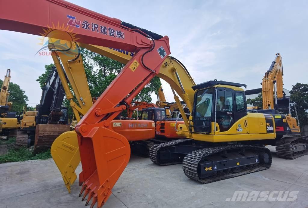 Komatsu PC 200-7 Гусеничні екскаватори