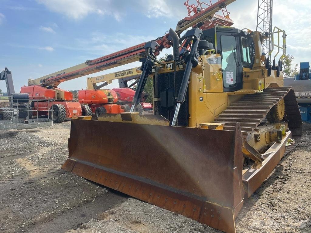 CAT D 6 T LGP D6T Гусеничні бульдозери