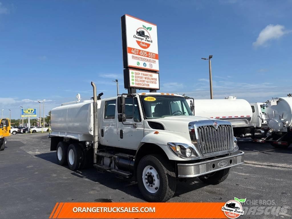 International 7400 Поливальні машини
