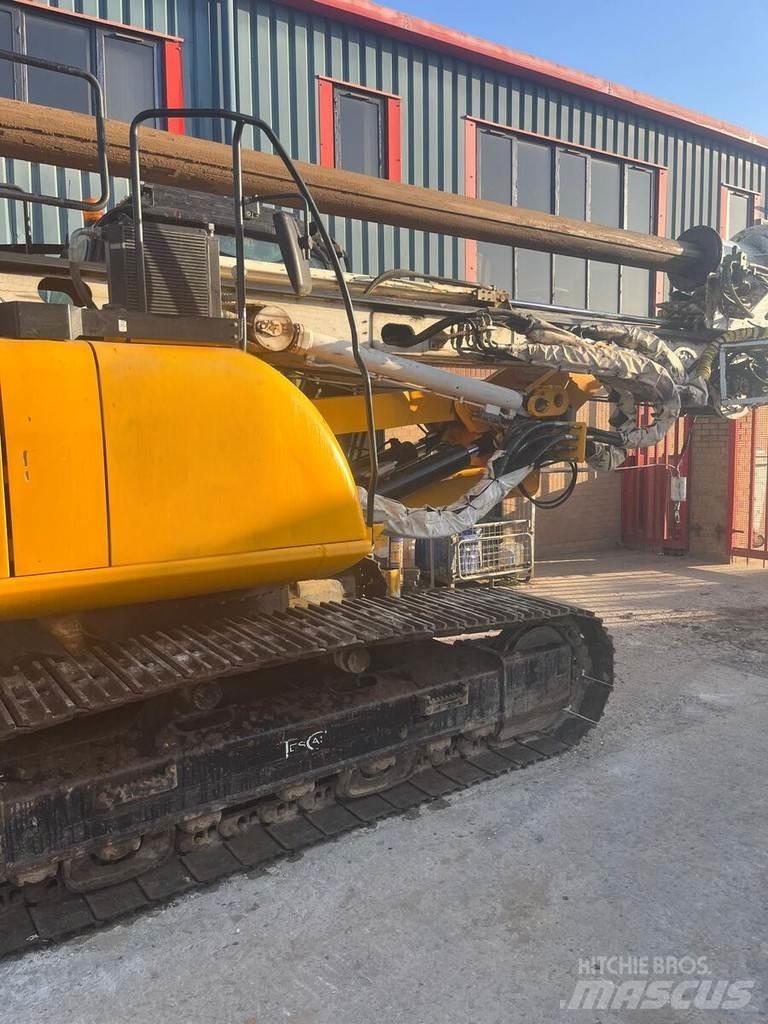 Tescar CF8 Стаціонарні бурові установки