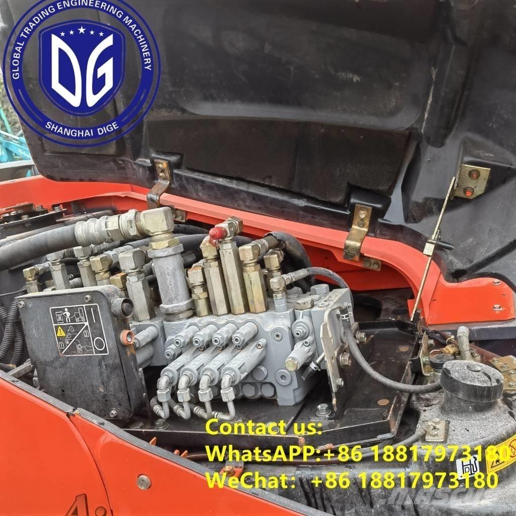 Kubota KX 185 Гусеничні екскаватори