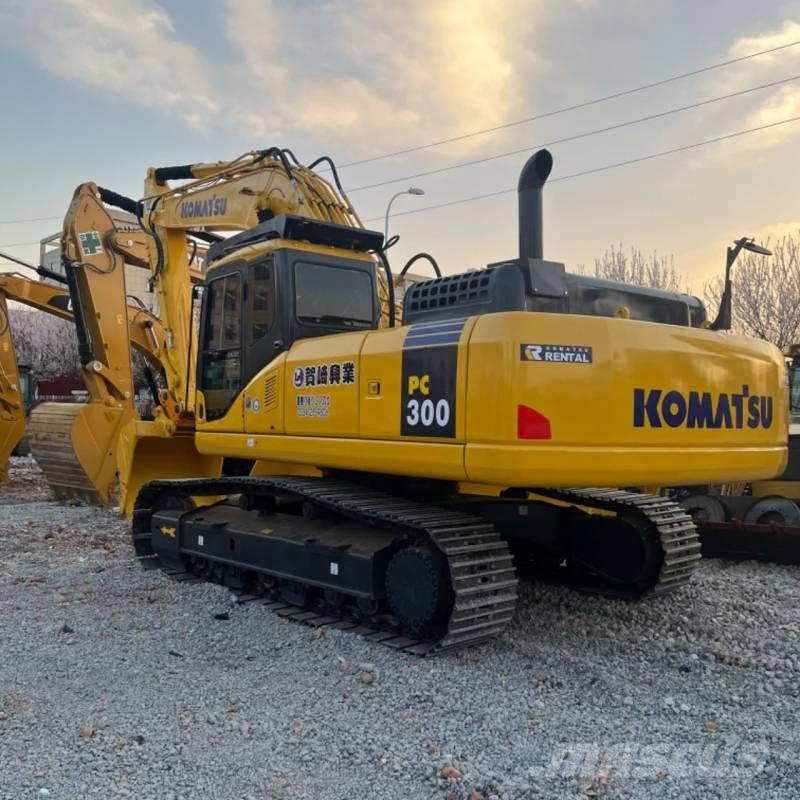 Komatsu PC 300 Гусеничні екскаватори