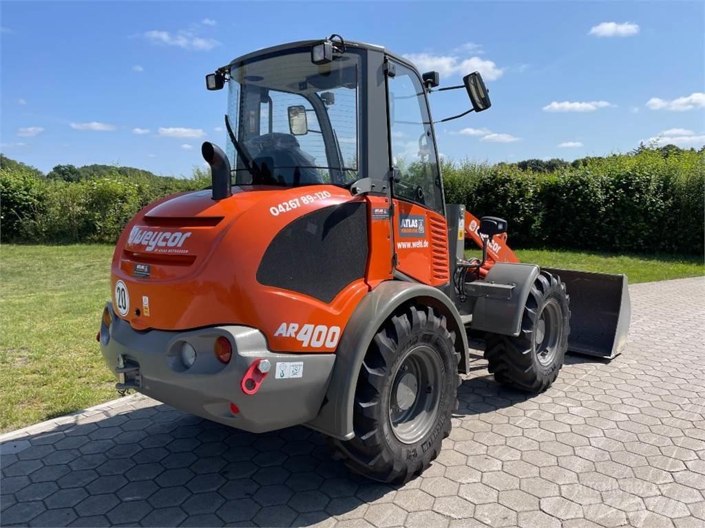 Atlas AR400 Фронтальні навантажувачі