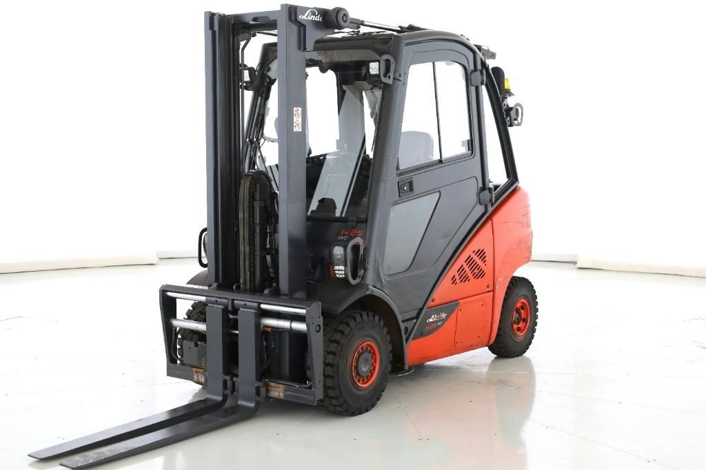 Linde H-25-D-02 Дизельні навантажувачі